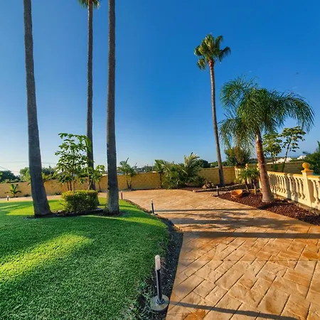 Villafaro Conil Апартаменти *