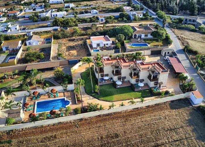 公寓 科尼尔别墅公寓式酒店 *