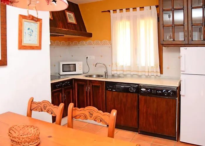 科尼尔别墅公寓式酒店 *